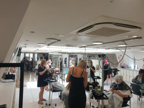 Four-way ceiling cassette VRF installation Oxford Street