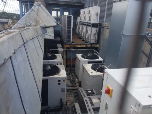 Indoor air conditioning unit service