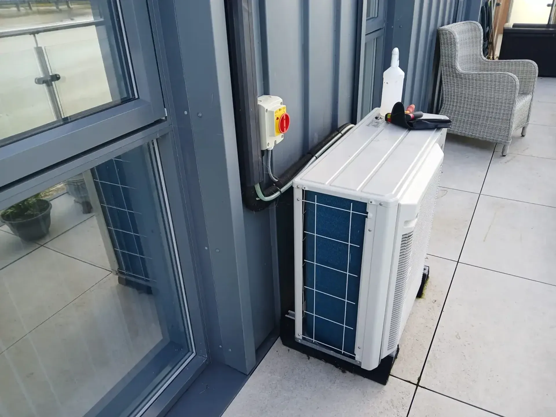 Commercial air conditioning solution for an office space in Worthing