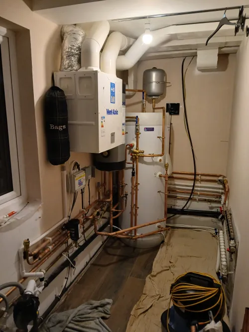 MVHR installation with ducting